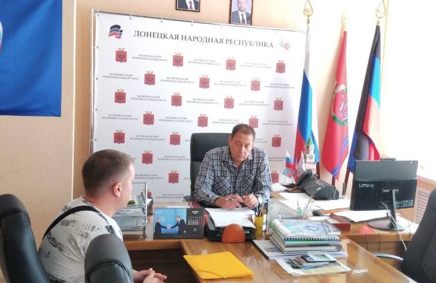 Константин Зинченко: О разборе завалов пострадавшего дома, вопросах с земельными участками и открытии развлекательно-развевающего центра - конструктивный диалог с жителями залог развития округа Константин Зинченко: О разборе завалов пострадавшего дома, вопросах с земельными участками и открытии развлекательно-развевающего центра - конструктивный диалог с жителями залог развития округа