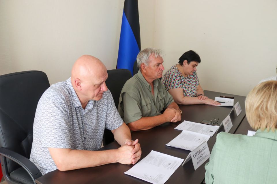 В Народном Совете обсудили изменения Федерального закона В Народном Совете обсудили изменения Федерального закона