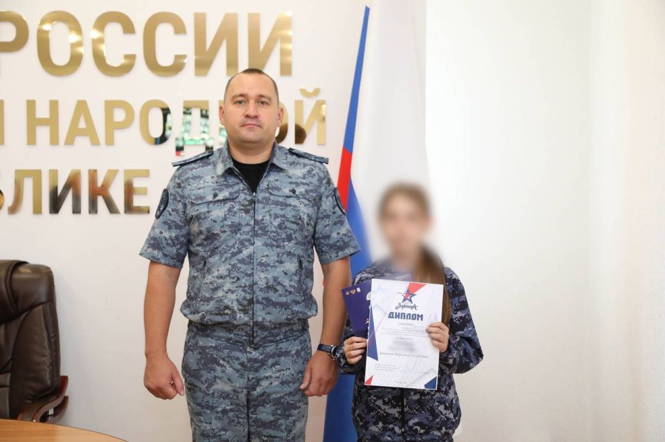 Начальник ГУФСИН России по ДНР встретился с детьми — участниками игры «Зарница» Начальник ГУФСИН России по ДНР встретился с детьми — участниками игры «Зарница»