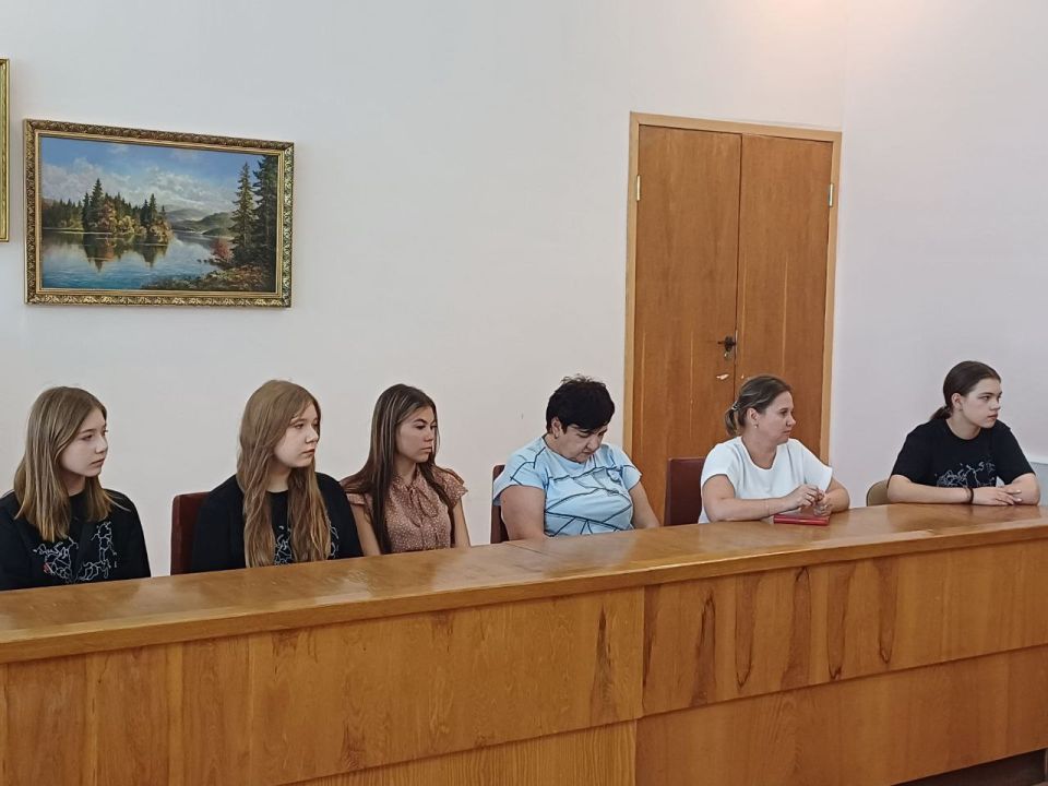 В пгт Тельманово, по поручению Главы ДНР Даниса Владимировича Пушилина, прошла встреча директора ГУП ДНР «Туризм.Донбасс» Максима Бойкова с жителями посёлка В пгт Тельманово, по поручению Главы ДНР Даниса Владимировича Пушилина, прошла встреча директора ГУП ДНР «Туризм.Донбасс» Максима Бойкова с жителями посёлка