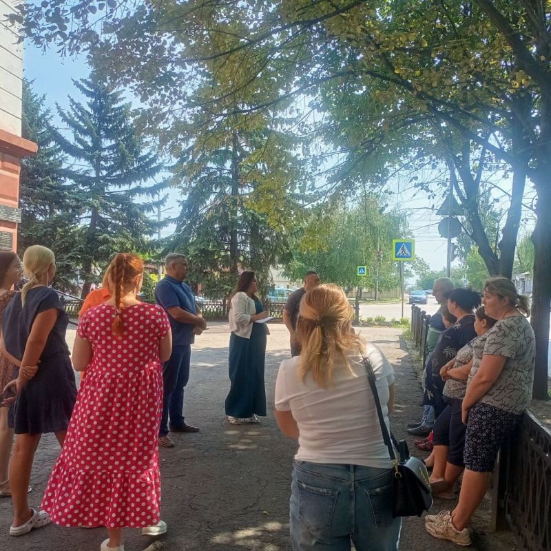 В Кировском внутригородском районе прошла встреча с населением В Кировском внутригородском районе прошла встреча с населением