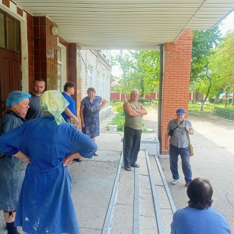 В Кировском внутригородском районе прошла встреча с населением В Кировском внутригородском районе прошла встреча с населением