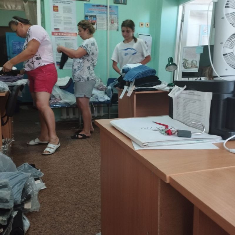 В наше непростое время, когда многие сталкиваются с трудностями, долг каждого сознательного гражданина – протянуть руку помощи тем, кто в ней действительно нуждается В наше непростое время, когда многие сталкиваются с трудностями, долг каждого сознательного гражданина – протянуть руку помощи тем, кто в ней действительно нуждается