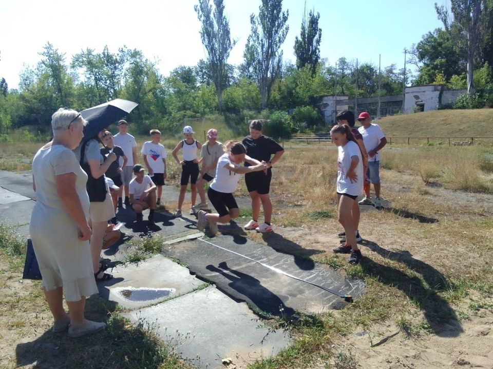 Виктория Жукова: 06 августа 2025 года на городском стадионе прошло открытое Первенство города Харцызска по легкой атлетике, посвященное Дню работника физической культуры и спорта Виктория Жукова: 06 августа 2025 года на городском стадионе прошло открытое Первенство города Харцызска по легкой атлетике, посвященное Дню работника физической культуры и спорта
