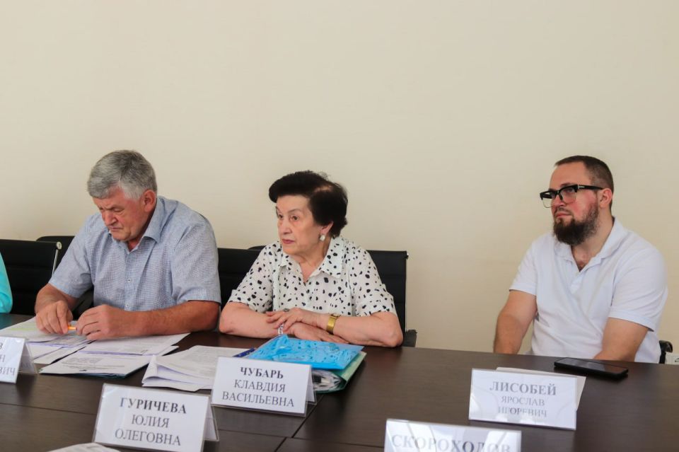 В Народном Совете обсудили изменения Федерального закона В Народном Совете обсудили изменения Федерального закона