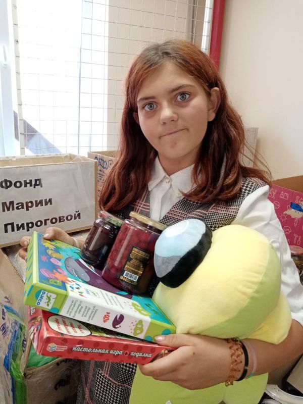 В молодёжном отделе имени Марии Пироговой в Дебальцево продолжается активная работа по оказанию гуманитарной помощи нуждающимся жителям города В молодёжном отделе имени Марии Пироговой в Дебальцево продолжается активная работа по оказанию гуманитарной помощи нуждающимся жителям города