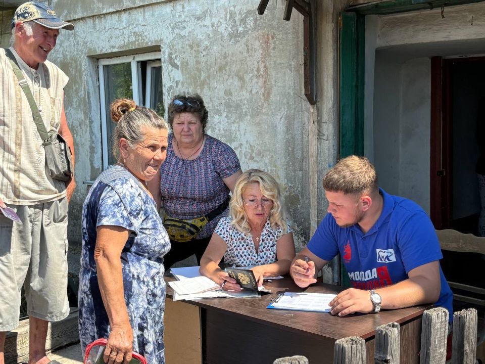 Наталья Великодная: Встреча с жителями Курахово: поддержка и стойкость духа Наталья Великодная: Встреча с жителями Курахово: поддержка и стойкость духа