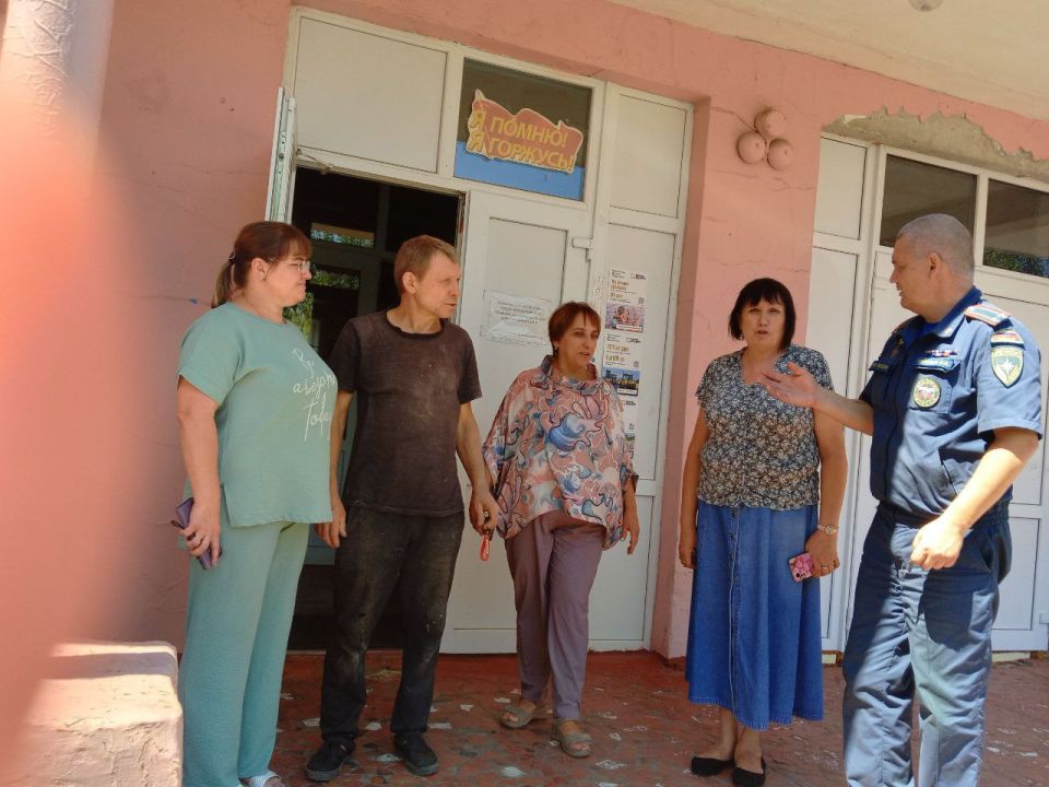 «Новая школа» в действии: Ясиноватские школы готовят к встрече учеников «Новая школа» в действии: Ясиноватские школы готовят к встрече учеников