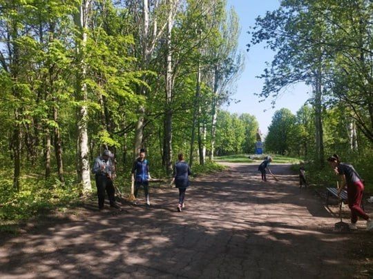Роман Конев: В Калининском районе Горловки продолжается всероссийский масштабный партийный проект Единой России «Городская среда» Роман Конев: В Калининском районе Горловки продолжается всероссийский масштабный партийный проект Единой России «Городская среда»