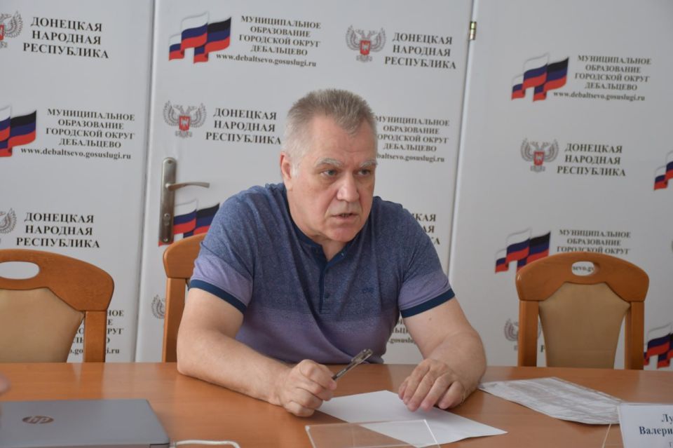 ГБУ ДНР «ЦГБ г. Дебальцево» по поручению Дениса Пушилина состоялась встреча главного врача с жителями городского округа Дебальцево ГБУ ДНР «ЦГБ г. Дебальцево» по поручению Дениса Пушилина состоялась встреча главного врача с жителями городского округа Дебальцево