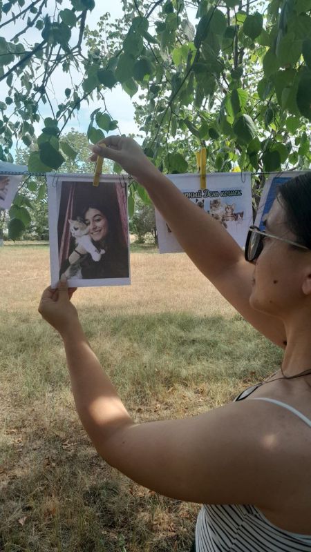 #КУЛЬТУРНЫЙАВГУСТ. 08.08.2025 г. в МБУ "Анадольский СДК" прошли фотосушка и беседа "Домашние любимцы", посвящённые Всемирному дню кошек #КУЛЬТУРНЫЙАВГУСТ. 08.08.2025 г. в МБУ "Анадольский СДК" прошли фотосушка и беседа "Домашние любимцы", посвящённые Всемирному дню кошек