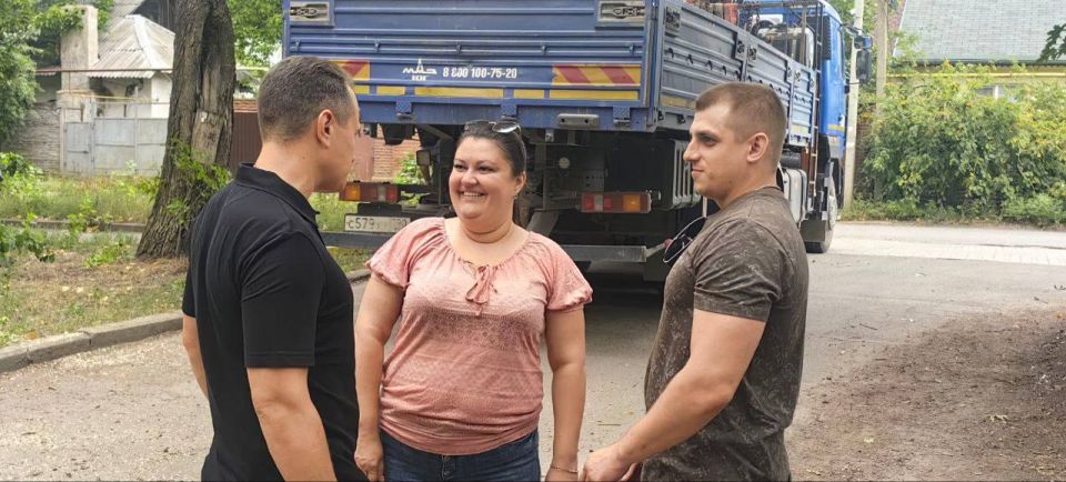 Утро начинается не с кофе. Совсем не давно я проводила сход граждан в одном из дворов Калининского района города Донецка Утро начинается не с кофе. Совсем не давно я проводила сход граждан в одном из дворов Калининского района города Донецка