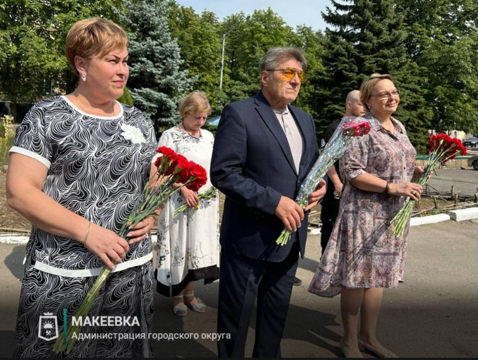 В Макеевке дан старт ежегодной культурно-просветительской акции «Дни Ханжонкова на Родине» В Макеевке дан старт ежегодной культурно-просветительской акции «Дни Ханжонкова на Родине»