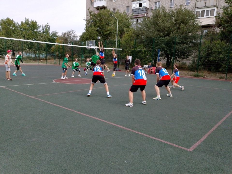 Игорь Лызов: В Амвросиевке отметили День работников физической культуры и спорта Игорь Лызов: В Амвросиевке отметили День работников физической культуры и спорта