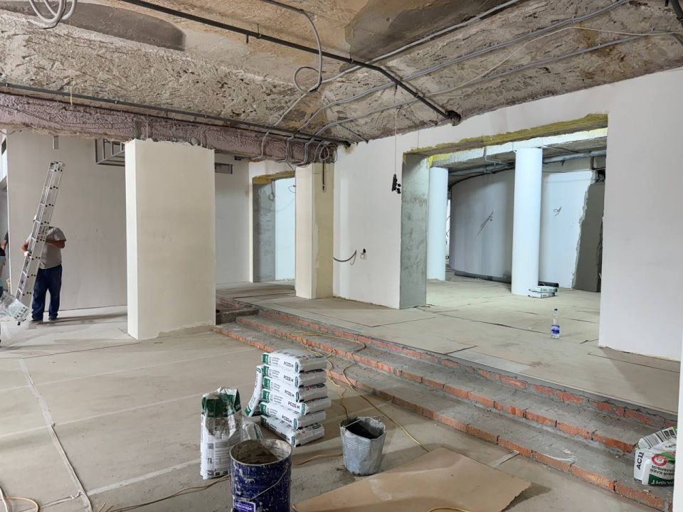 Реконструкция Драмтеатра в Мариуполе будет завершена к концу 2025 года Реконструкция Драмтеатра в Мариуполе будет завершена к концу 2025 года