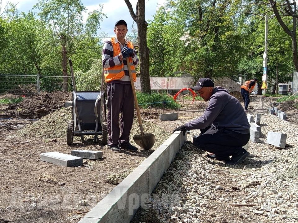 Предприятия ДНР остро нуждаются в строителях: в базах данных центров занятости более 900 вакансий Предприятия ДНР остро нуждаются в строителях: в базах данных центров занятости более 900 вакансий