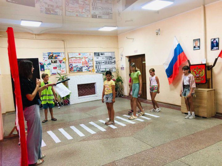 Безопасность детей на дороге — одна из главных проблем нашего времени Безопасность детей на дороге — одна из главных проблем нашего времени