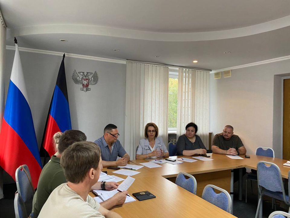 Виктория Жукова: По поручению Главы Донецкой Народной Республики Дениса Пушилина в Харцызском городском округе была создана комиссия по вопросам здравоохранения Виктория Жукова: По поручению Главы Донецкой Народной Республики Дениса Пушилина в Харцызском городском округе была создана комиссия по вопросам здравоохранения