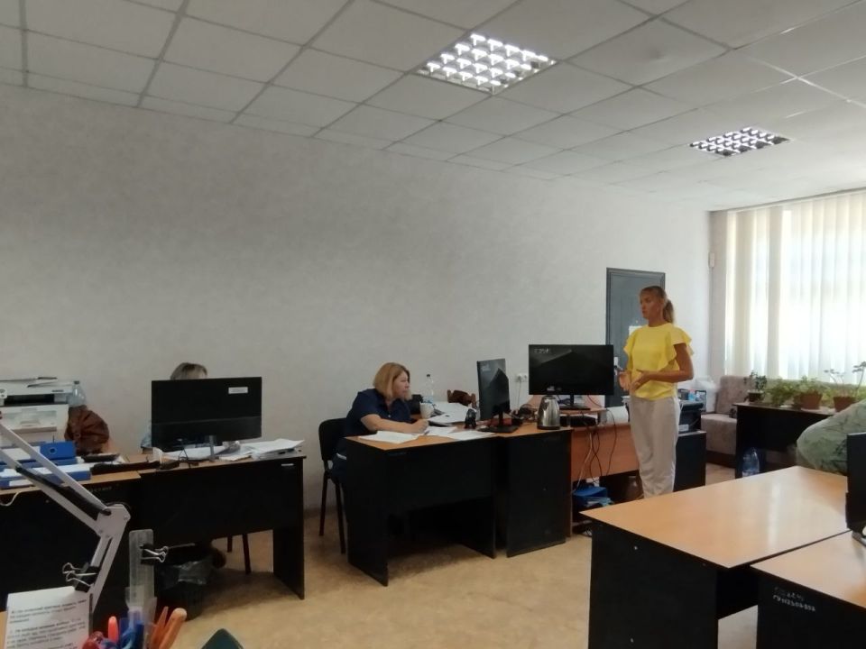 Лидер общественного мнения Никулина Алена Валерьевна провела встречу с сотрудниками отделения СФР Лидер общественного мнения Никулина Алена Валерьевна провела встречу с сотрудниками отделения СФР
