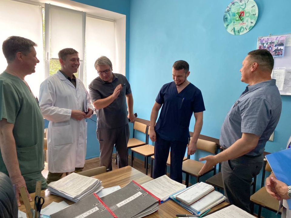 Виктория Жукова: Сегодня город Харцызск посетили с рабочим визитом заместитель Председателя Правительства ДНР Лариса Толстыкина и заместитель министра здравоохранения ДНР Игорь Коваленко Виктория Жукова: Сегодня город Харцызск посетили с рабочим визитом заместитель Председателя Правительства ДНР Лариса Толстыкина и заместитель министра здравоохранения ДНР Игорь Коваленко