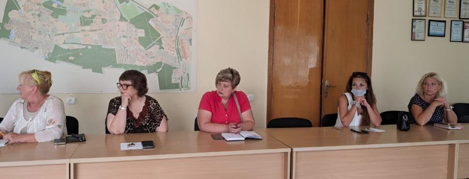 Наталья Бегуненко: Сегодня, 11 августа, первый заместитель руководителя Управы Петровского внутригородского района Администрации городского округа Донецк Юрий Плахутин провел рабочее совещание, в котором приняли участие... Наталья Бегуненко: Сегодня, 11 августа, первый заместитель руководителя Управы Петровского внутригородского района Администрации городского округа Донецк Юрий Плахутин провел рабочее совещание, в котором приняли участие...