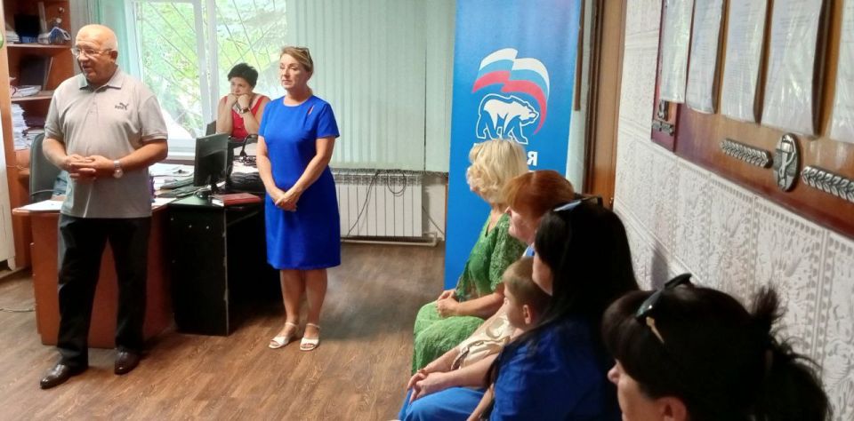 Наталья Бегуненко: По поручению Главы ДНР Дениса Пушилина в Петровском районе продолжаются встречи с населением Наталья Бегуненко: По поручению Главы ДНР Дениса Пушилина в Петровском районе продолжаются встречи с населением