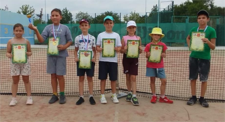 Спортивный праздник ко Дню физкультурника Спортивный праздник ко Дню физкультурника