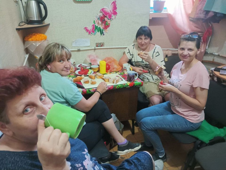 Иван Приходько: В Центрально-Городском районе Горловки продолжается акция «Добрые соседи» Иван Приходько: В Центрально-Городском районе Горловки продолжается акция «Добрые соседи»
