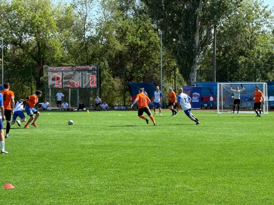 В День физкультурника и День строителя сотрудники следственного управления приняли участие в товарищеском матче по мини-футболу В День физкультурника и День строителя сотрудники следственного управления приняли участие в товарищеском матче по мини-футболу