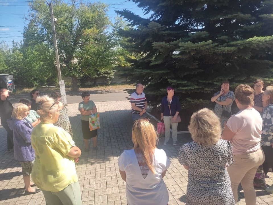Александр Подгорный: В Кировском внутригородском районе прошла встреча с населением Александр Подгорный: В Кировском внутригородском районе прошла встреча с населением
