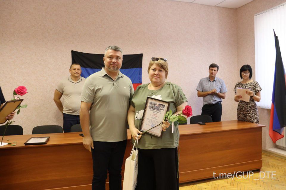 ФОТОРЕПОРТАЖ: ФИЛИАЛАМ "ХАРЦЫЗСКТЕПЛОСЕТЬ" И "АМВРОСИЕВКАТЕПЛОСЕТЬ" - 45 ЛЕТ! ФОТОРЕПОРТАЖ: ФИЛИАЛАМ "ХАРЦЫЗСКТЕПЛОСЕТЬ" И "АМВРОСИЕВКАТЕПЛОСЕТЬ" - 45 ЛЕТ!