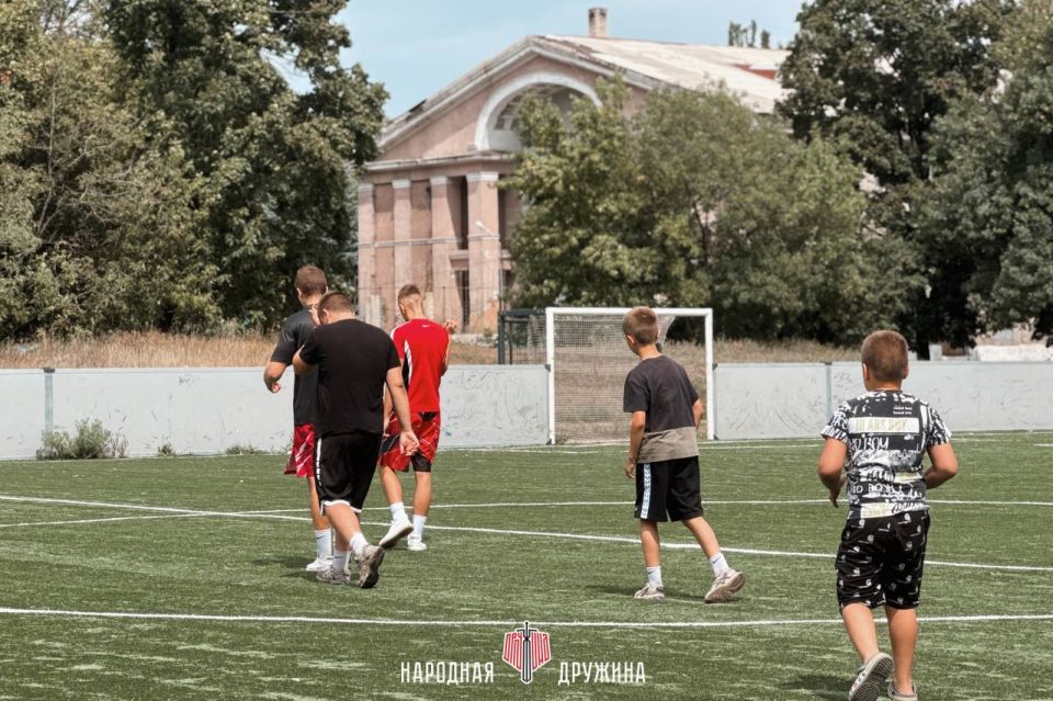 Начало положено. С начала 2025 года мы активно включились в работу с молодёжью Макеевки — и теперь готовы делиться с вами яркими результатами! В рамках проекта «Старший брат», направленного на развитие и поддержку молодежи... Начало положено. С начала 2025 года мы активно включились в работу с молодёжью Макеевки — и теперь готовы делиться с вами яркими результатами! В рамках проекта «Старший брат», направленного на развитие и поддержку молодежи...
