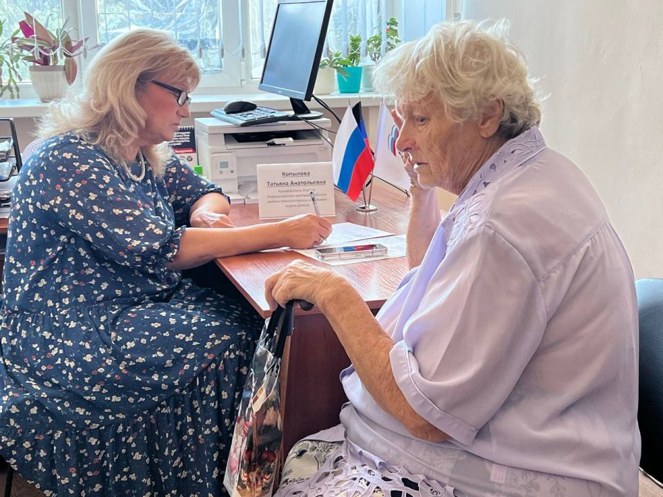 Татьяна Копылова: Сегодня, 12 августа, провела личный приём граждан Татьяна Копылова: Сегодня, 12 августа, провела личный приём граждан
