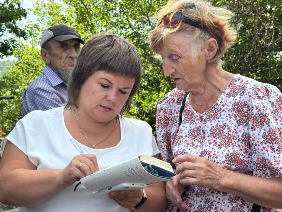 Несмотря на сложности, в Республике идет работа по восстановлению, а главное – власти стремятся услышать тех, для кого эти изменения важнее всего Несмотря на сложности, в Республике идет работа по восстановлению, а главное – власти стремятся услышать тех, для кого эти изменения важнее всего