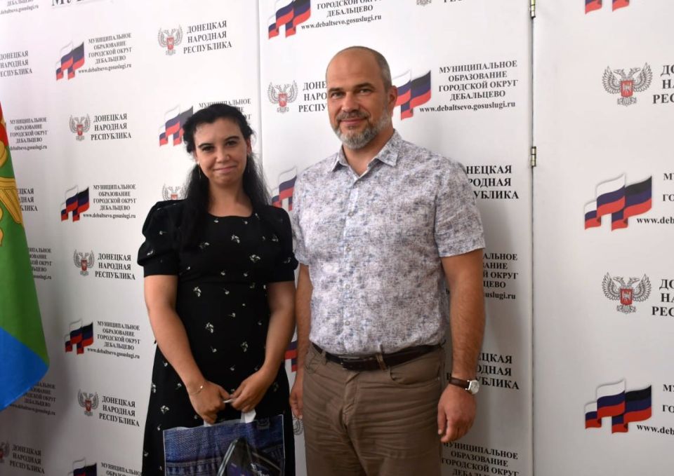 Сергей Желновач: Сегодня, 12 августа, в Международный день молодёжи, в Дебальцево состоялась тёплая и вдохновляющая встреча с активной, инициативной молодёжи округа Сергей Желновач: Сегодня, 12 августа, в Международный день молодёжи, в Дебальцево состоялась тёплая и вдохновляющая встреча с активной, инициативной молодёжи округа