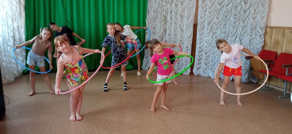 12.08.2025г. в МБУ «Николаевский СДК» в рамках месячника культуры #КУЛЬТУРНЫЙАВГУСТ провели физкульт – минутку «На зарядку становись» ко Дню физкультурника 12.08.2025г. в МБУ «Николаевский СДК» в рамках месячника культуры #КУЛЬТУРНЫЙАВГУСТ провели физкульт – минутку «На зарядку становись» ко Дню физкультурника