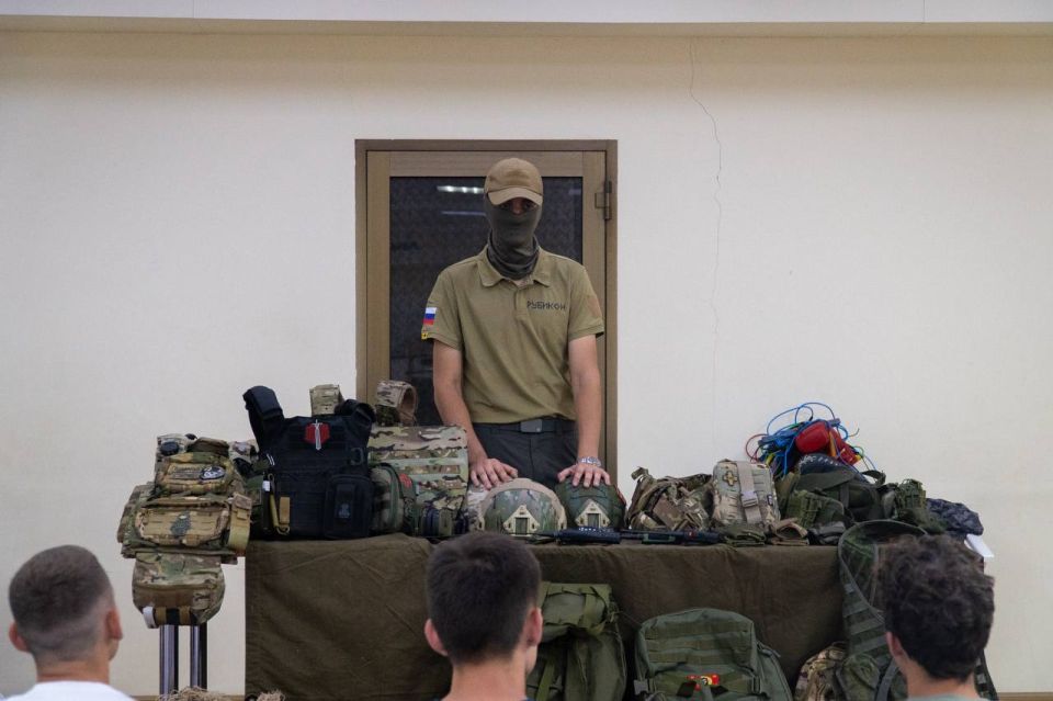 Александр Волошин: Молодёжь МГИМО – в сердце Донбасса! Александр Волошин: Молодёжь МГИМО – в сердце Донбасса!