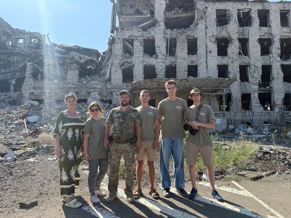 Александр Волошин: Молодёжь МГИМО – в сердце Донбасса! Александр Волошин: Молодёжь МГИМО – в сердце Донбасса!