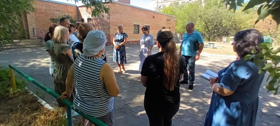 "Встреча с трудовым коллективом" "Встреча с трудовым коллективом"