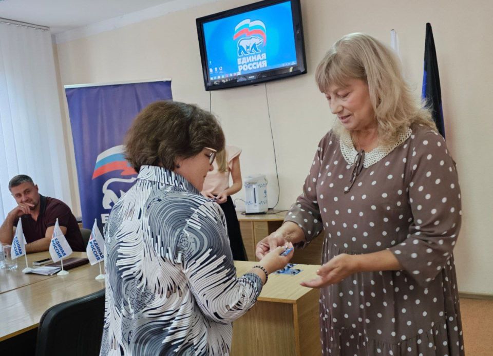 Татьяна Копылова: Сегодня, 13 августа, провела встречу с трудовым коллективом МУП АГД «Донэлектроавтотранс» Татьяна Копылова: Сегодня, 13 августа, провела встречу с трудовым коллективом МУП АГД «Донэлектроавтотранс»