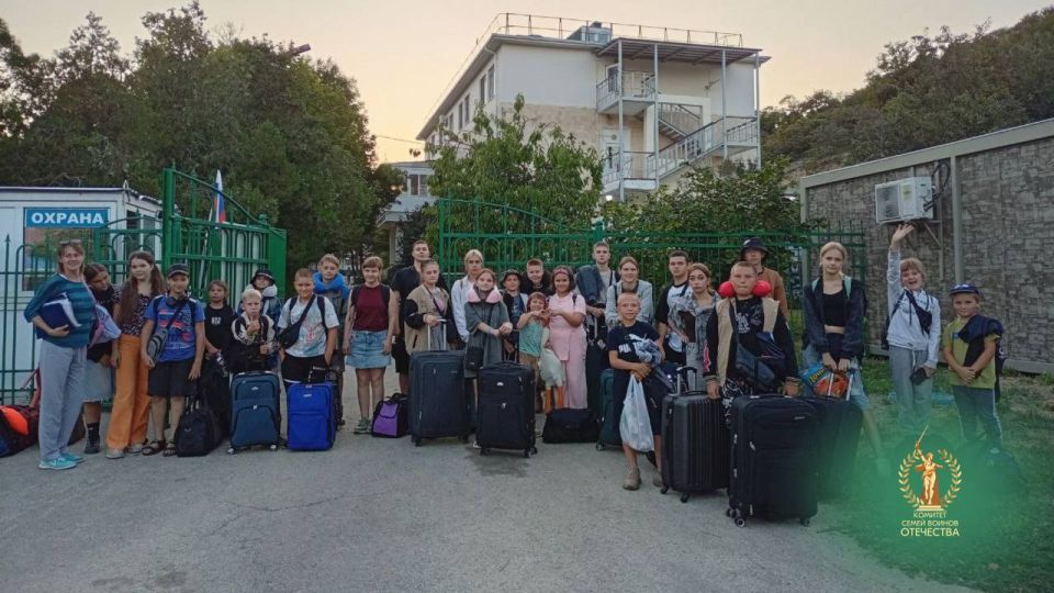 Наши дети уже отдыхают в санаторно-оздоровительных лагерях в Анапе Наши дети уже отдыхают в санаторно-оздоровительных лагерях в Анапе