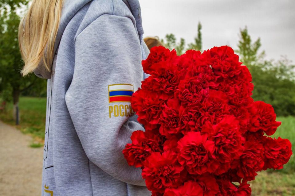 Александр Волошин: Молодёжь МГИМО – в сердце Донбасса! Александр Волошин: Молодёжь МГИМО – в сердце Донбасса!