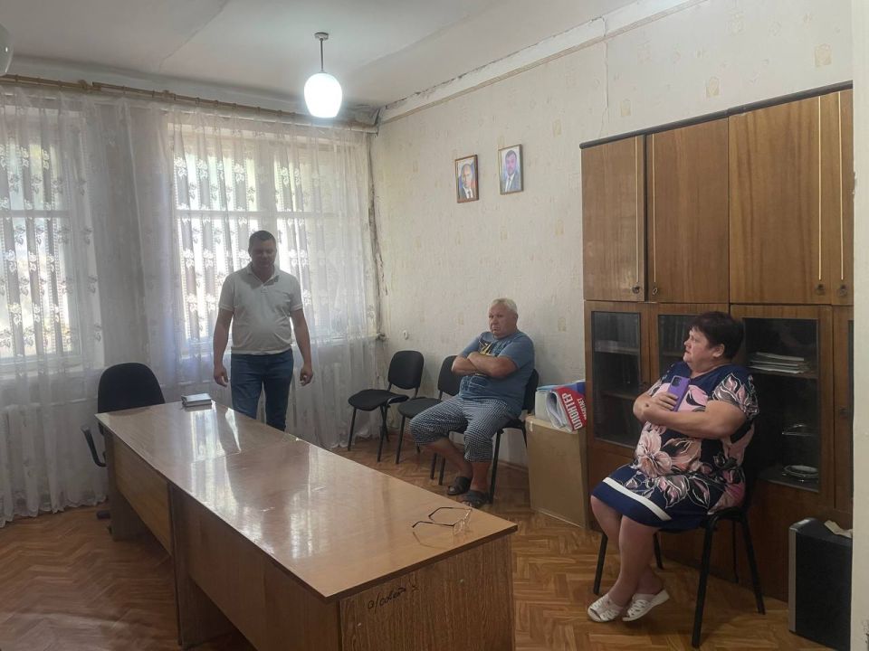 Продолжается открытый диалог с жителями Продолжается открытый диалог с жителями