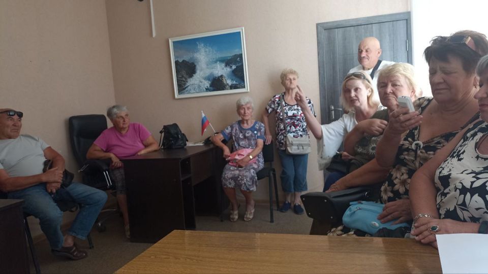 Вчера, 13.08.2025 года, провёл встречу с жителями села Ильичевское Вчера, 13.08.2025 года, провёл встречу с жителями села Ильичевское
