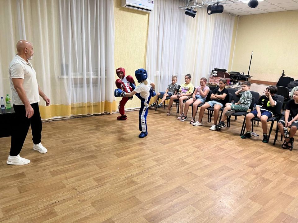 Открытый урок отделения кикбоксинга Открытый урок отделения кикбоксинга