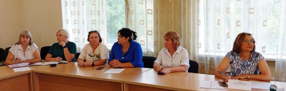 Наталья Бегуненко: В Управе Петровского внутригородского района Администрации городского округа Донецк прошло заседание Комиссии по делам несовершеннолетних и защите их прав Наталья Бегуненко: В Управе Петровского внутригородского района Администрации городского округа Донецк прошло заседание Комиссии по делам несовершеннолетних и защите их прав