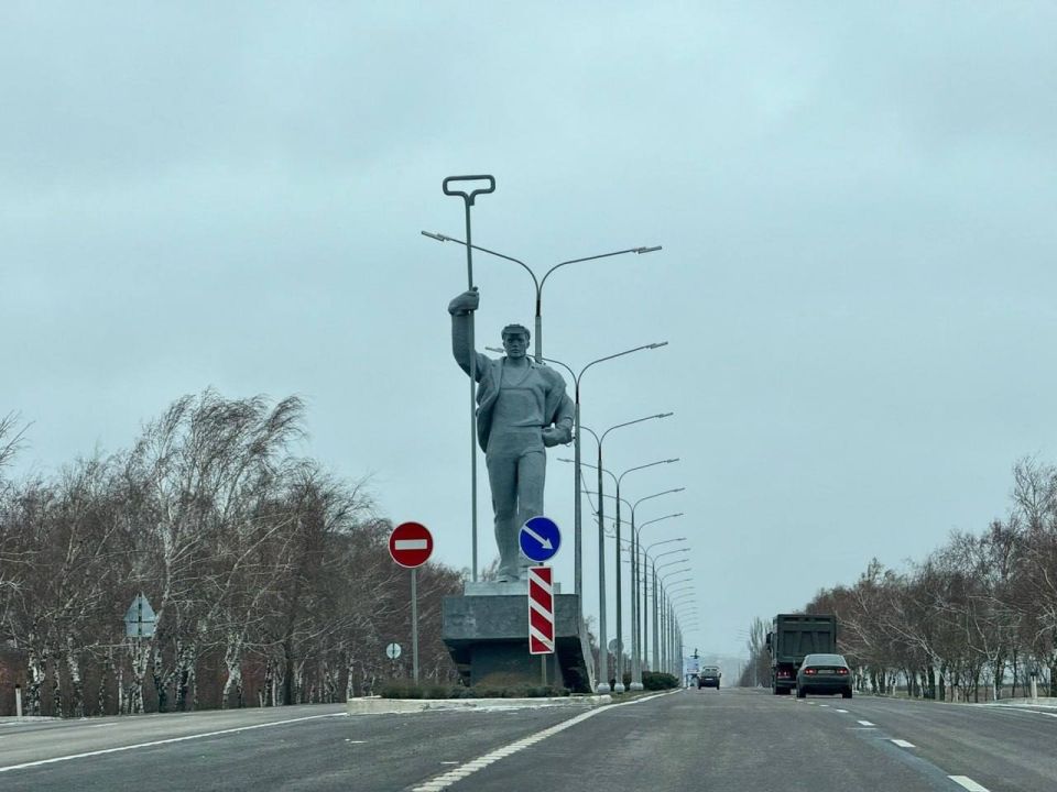 Мазай, который не зайцев спасал а был сталеваром Мазай, который не зайцев спасал а был сталеваром