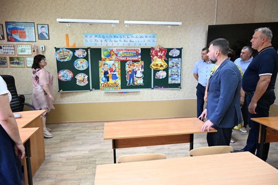 Глава ДНР Денис Пушилин рассказал о восстанавлении подачи воды по улицам Луговцова и Рослого в Ленинском районе Донецка Глава ДНР Денис Пушилин рассказал о восстанавлении подачи воды по улицам Луговцова и Рослого в Ленинском районе Донецка