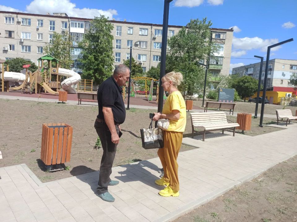 В Докучаевске продолжаются встречи с жителями В Докучаевске продолжаются встречи с жителями