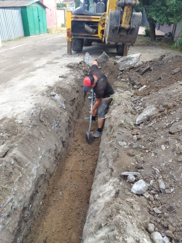 Аварийная служба Санкт-Петербурга продолжает работу в Мариуполе Аварийная служба Санкт-Петербурга продолжает работу в Мариуполе